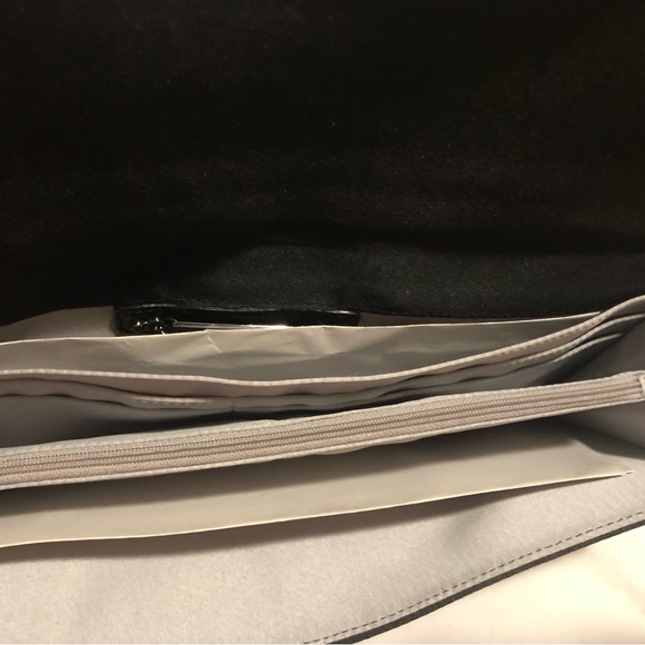 New White House Black Market Evening Clutch/Handbag - Picture 5 of 9